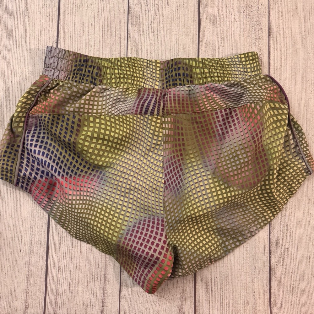 Fabletics Vibrant Women's Running Shorts Size S Small Pockets Lined Athletic - Picture 6 of 10